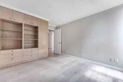 Loft / Bonus Room Photo of 203 1675 Hornby Street, Vancouver, BC