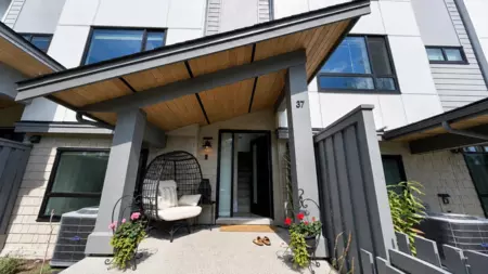 37 16589 25 Avenue, Surrey, BC, Surrey — Townhouse for sale