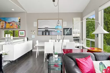Kitchen Photo of 491 Woodland Avenue, Gibsons, BC