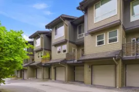 24 897 Premier Street, North Vancouver, BC