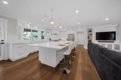 Dining Area Photo of 3330 140 Street, Surrey, BC