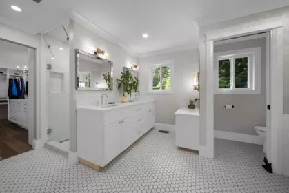 Entry Foyer Photo of 3330 140 Street, Surrey, BC