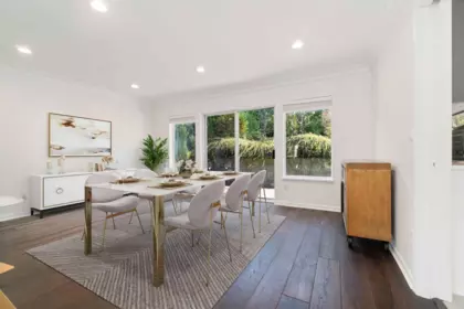 Kitchen Island Photo of 456 Montroyal Boulevard, North Vancouver, BC