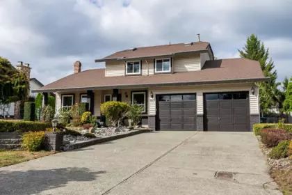 18875 57 Avenue, Surrey, BC, Surrey — Single Family Residence for sale