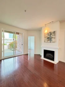 Kitchen Photo of 112 10237 133 Street, Surrey, BC