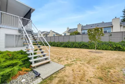 Staircase Photo of 100 32691 Garibaldi Drive, Abbotsford, BC