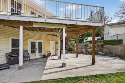 Backyard Photo of 25700 116 Avenue, Maple Ridge, BC
