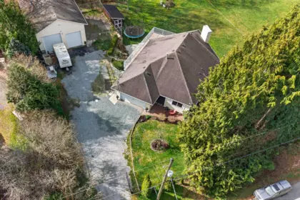 Front Yard Photo of 25700 116 Avenue, Maple Ridge, BC
