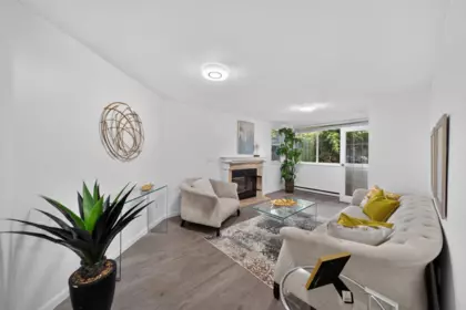 1 7600 Francis Road, Richmond, BC, Richmond — Apartment/Condo for sale