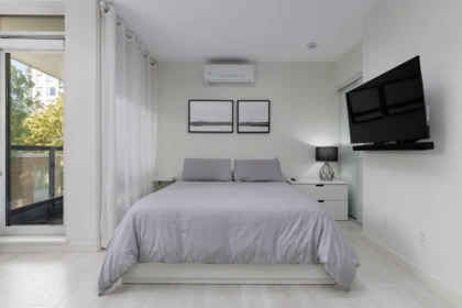 Family Room Photo of 301 928 Beatty Street, Vancouver, BC