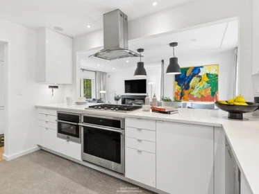Kitchen Island Photo of 7161 West Boulevard, Vancouver, BC