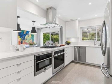 Kitchen Photo of 7161 West Boulevard, Vancouver, BC