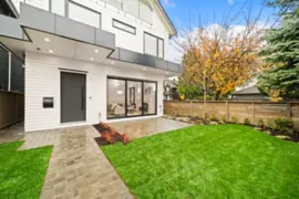 1095 E 14th Avenue, Vancouver, BC