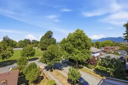 Outdoor Deck Photo of 1 3018 E 19th Avenue, Vancouver, BC