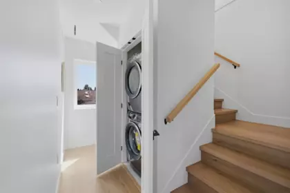 Staircase Photo of 1 3018 E 19th Avenue, Vancouver, BC