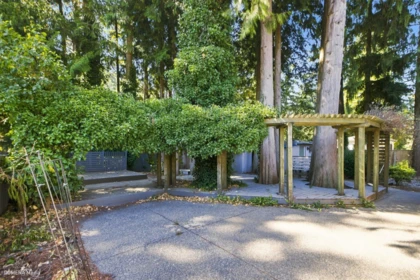 Garden / Landscaping Photo of 4099 207 Street, Langley, BC