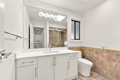 Hallway Photo of 4099 207 Street, Langley, BC