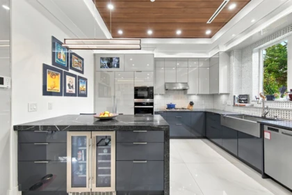 Kitchen Photo of 1267 E 53rd Avenue, Vancouver, BC