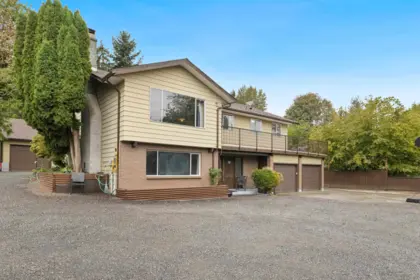 34692 Dewdney Trunk Road, Mission, BC, Mission — Single Family Residence for sale