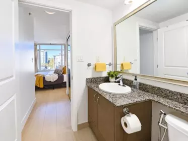 Powder Room Photo of 1708 898 Carnarvon Street, New Westminster, BC