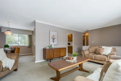 8874 Trattle Street, Langley, BC, Langley — Single Family Residence for sale