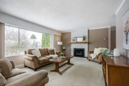 8874 Trattle Street, Langley, BC, Langley — Single Family Residence for sale