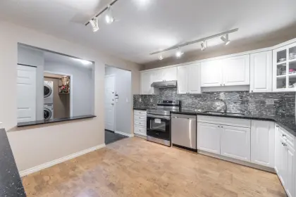 207 7231 Antrim Avenue, Burnaby, BC, Burnaby — Apartment/Condo for sale