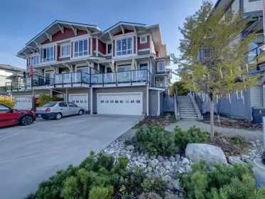 5972 Beachgate Lane, Sechelt, BC, Sechelt — Townhouse for sale