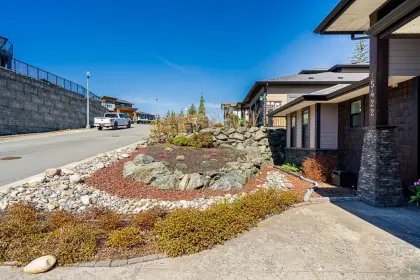5422 Abbey Crescent, Chilliwack, BC, Chilliwack — Single Family Residence for sale