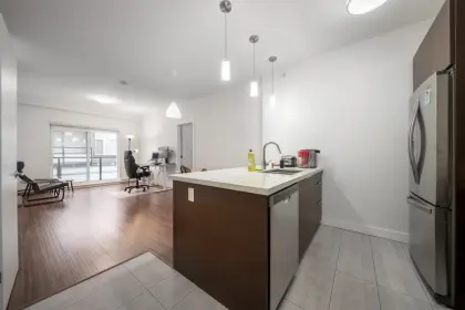 405 7727 Royal Oak Avenue, Burnaby, BC, Burnaby — Apartment/Condo for sale