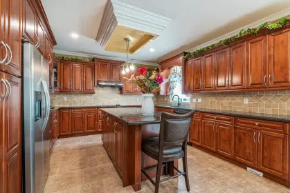 10608 Cherryhill Court, Surrey, BC, Surrey — Single Family Residence for sale