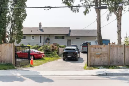 31958 Raven Avenue, Mission, BC, Mission — Single Family Residence for sale