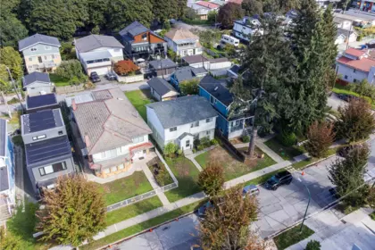 557 E 20th Avenue, Vancouver, BC, Vancouver — Single Family Residence for sale