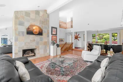 2966 Dresden Way, North Vancouver, BC, North vancouver — Single Family Residence for sale