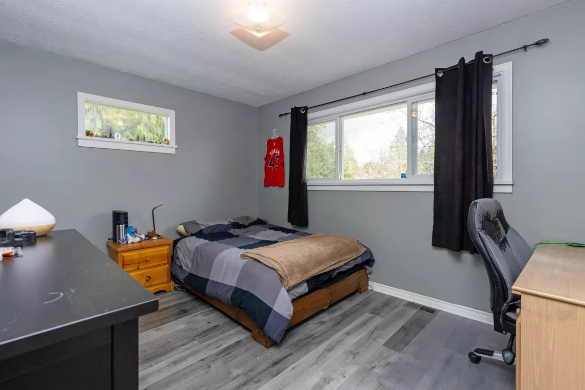 Guest Bathroom Photo of 3530 Hastings Street, Port Coquitlam, BC