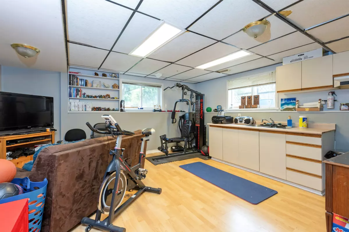Office / Den Photo of 3530 Hastings Street, Port Coquitlam, BC