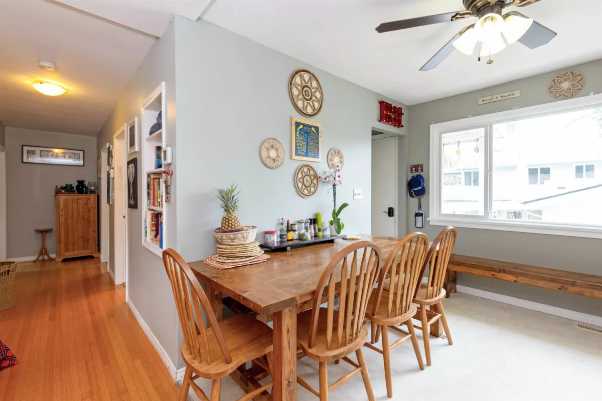 Primary Bathroom Photo of 3530 Hastings Street, Port Coquitlam, BC