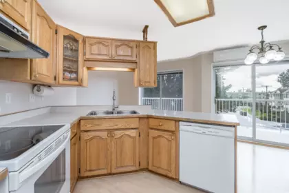 302 2450 Church Street, Abbotsford, BC, Abbotsford — Apartment/Condo for sale