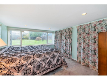 Breakfast Nook Photo of 18791 60 Avenue, Surrey, BC