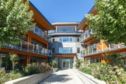 206 41328 Skyridge Place, Squamish, BC, Squamish — Apartment/Condo for sale