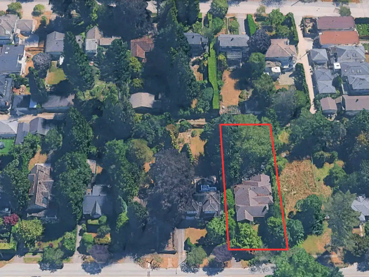 Living Room Photo of 5630 Blenheim Street, Vancouver, BC