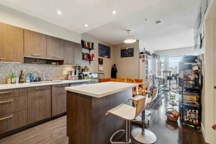 Kitchen Island Photo of 1104 963 Charland Avenue, Coquitlam, BC