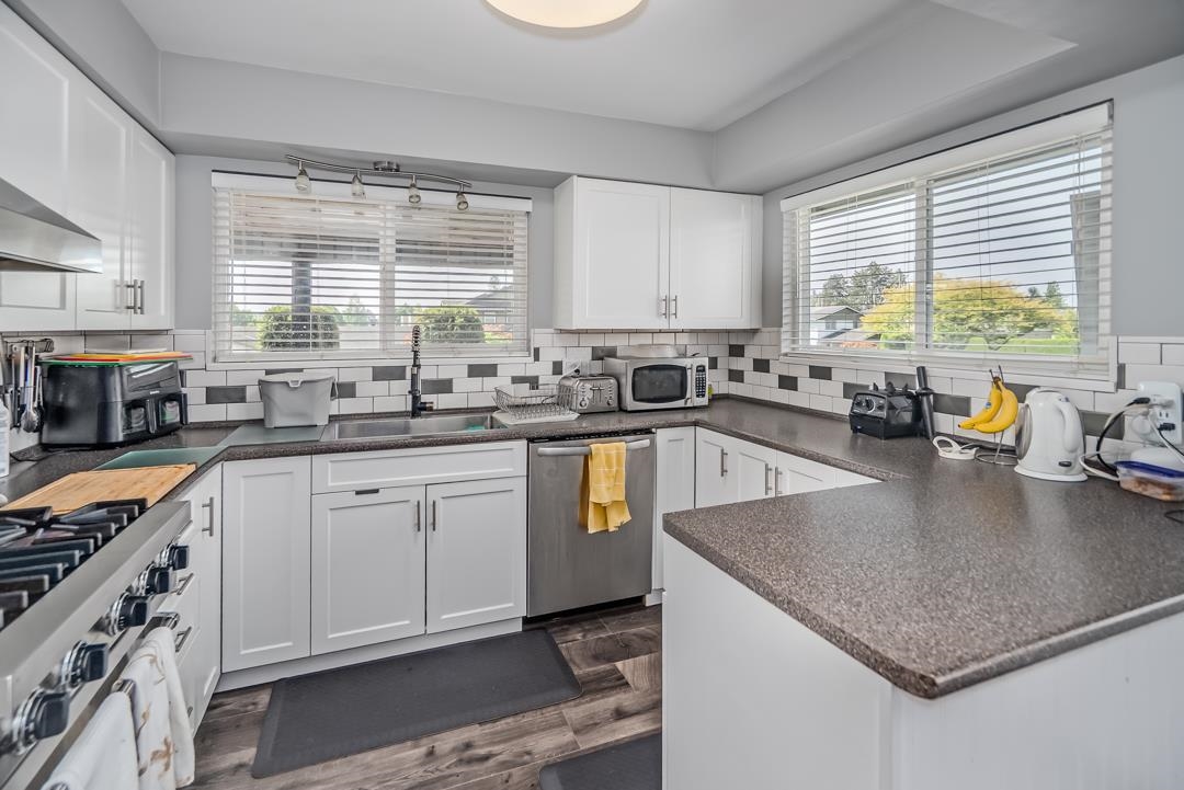 Family Room Photo of 11420 Seabrook Crescent, Richmond, BC