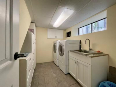 Primary Bathroom Photo of 1749 West 62nd Avenue, Vancouver, BC
