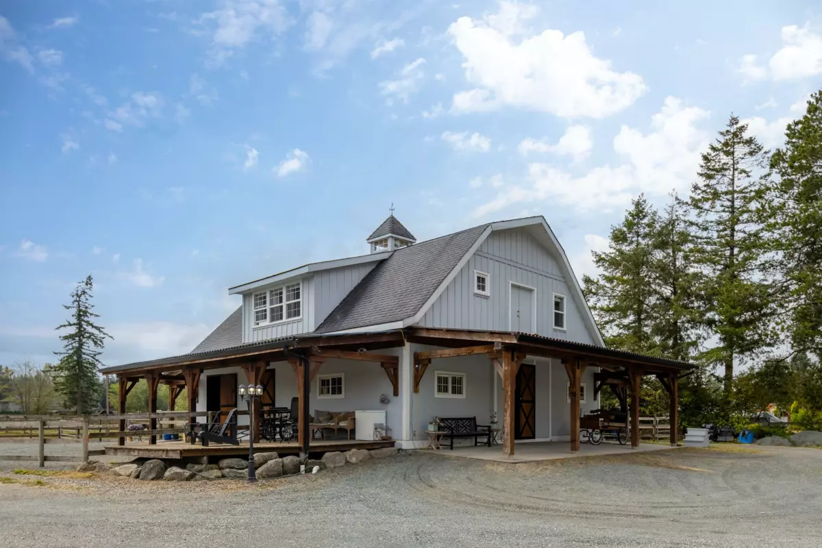 Garden / Landscaping Photo of 687 204 Street, Langley, BC
