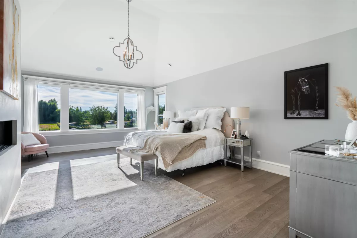 Hallway Photo of 687 204 Street, Langley, BC