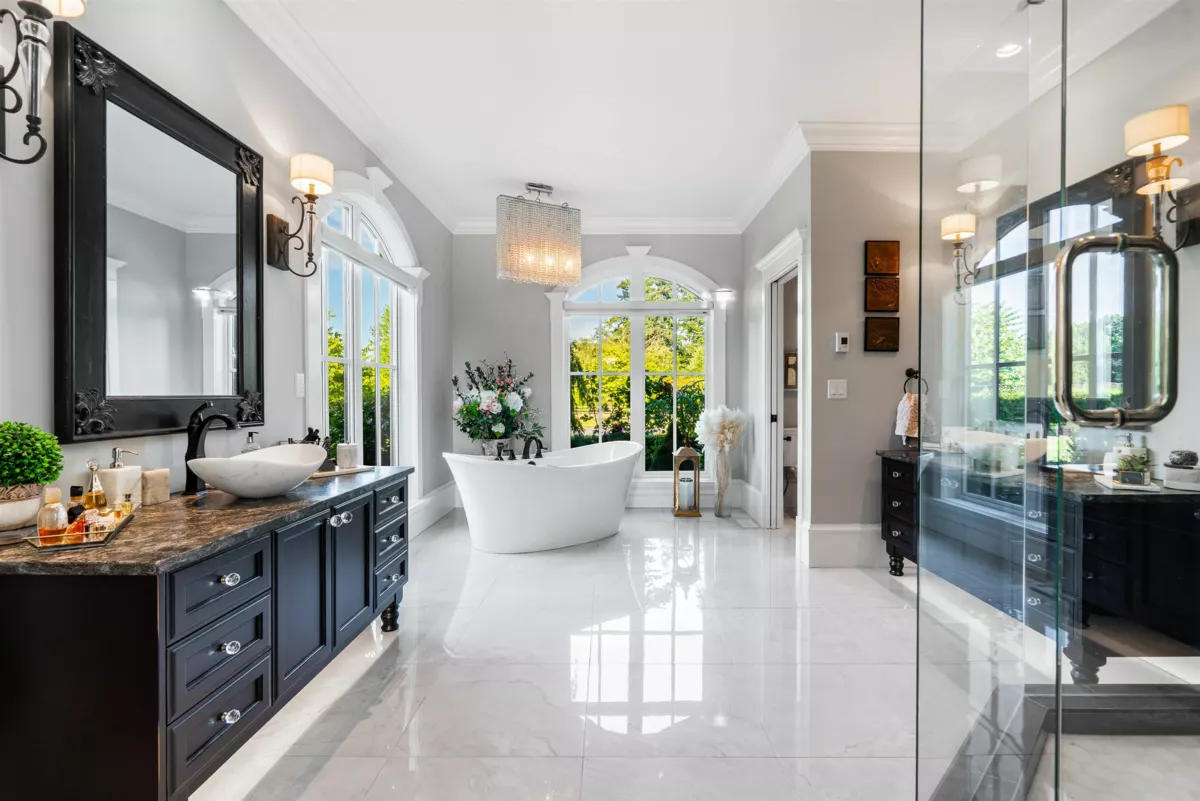 Laundry Room Photo of 687 204 Street, Langley, BC