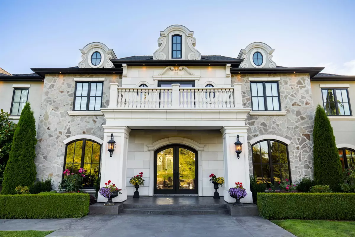 Living Room Photo of 687 204 Street, Langley, BC