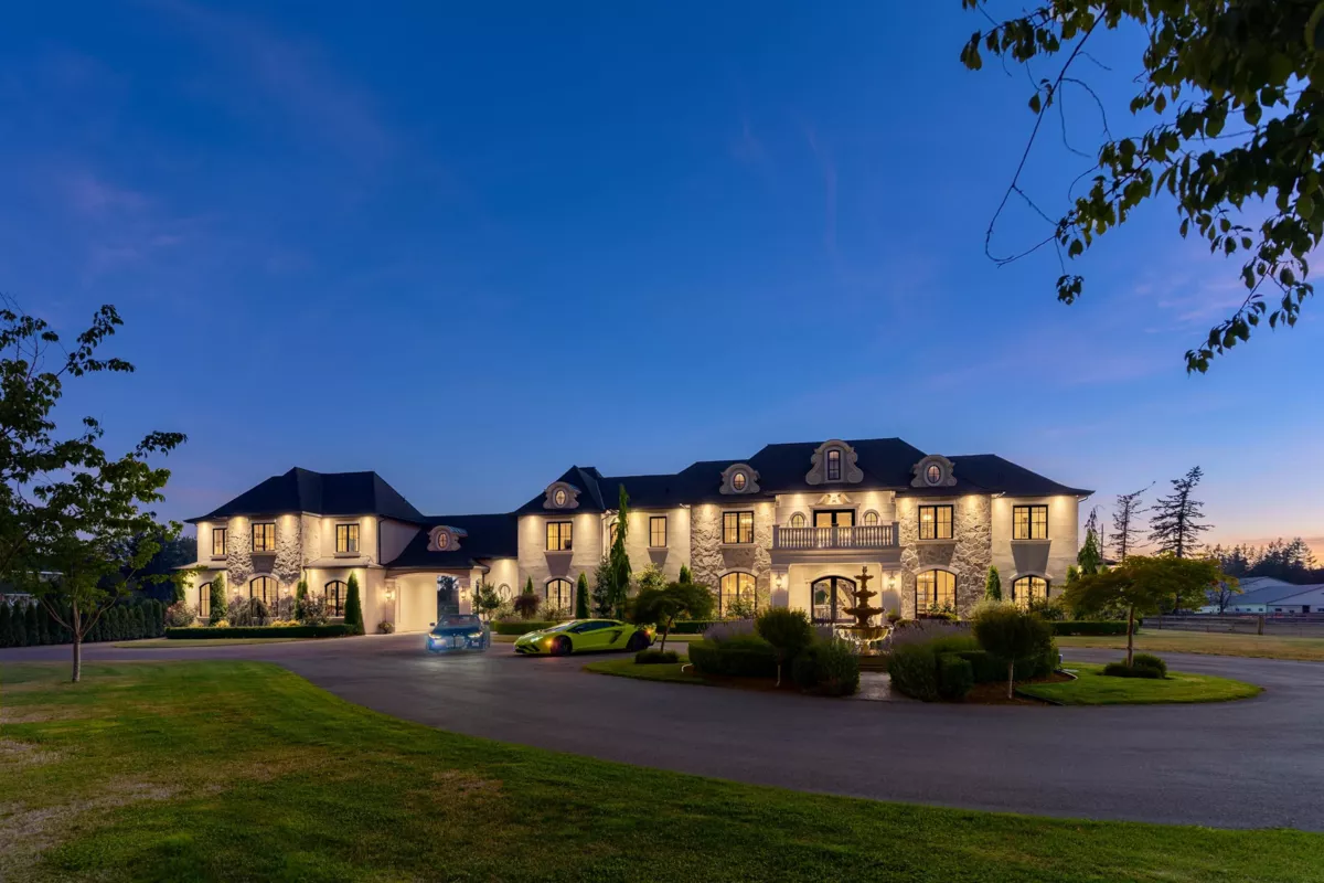 Neighborhood Park Photo Near 687 204 Street, Langley, BC