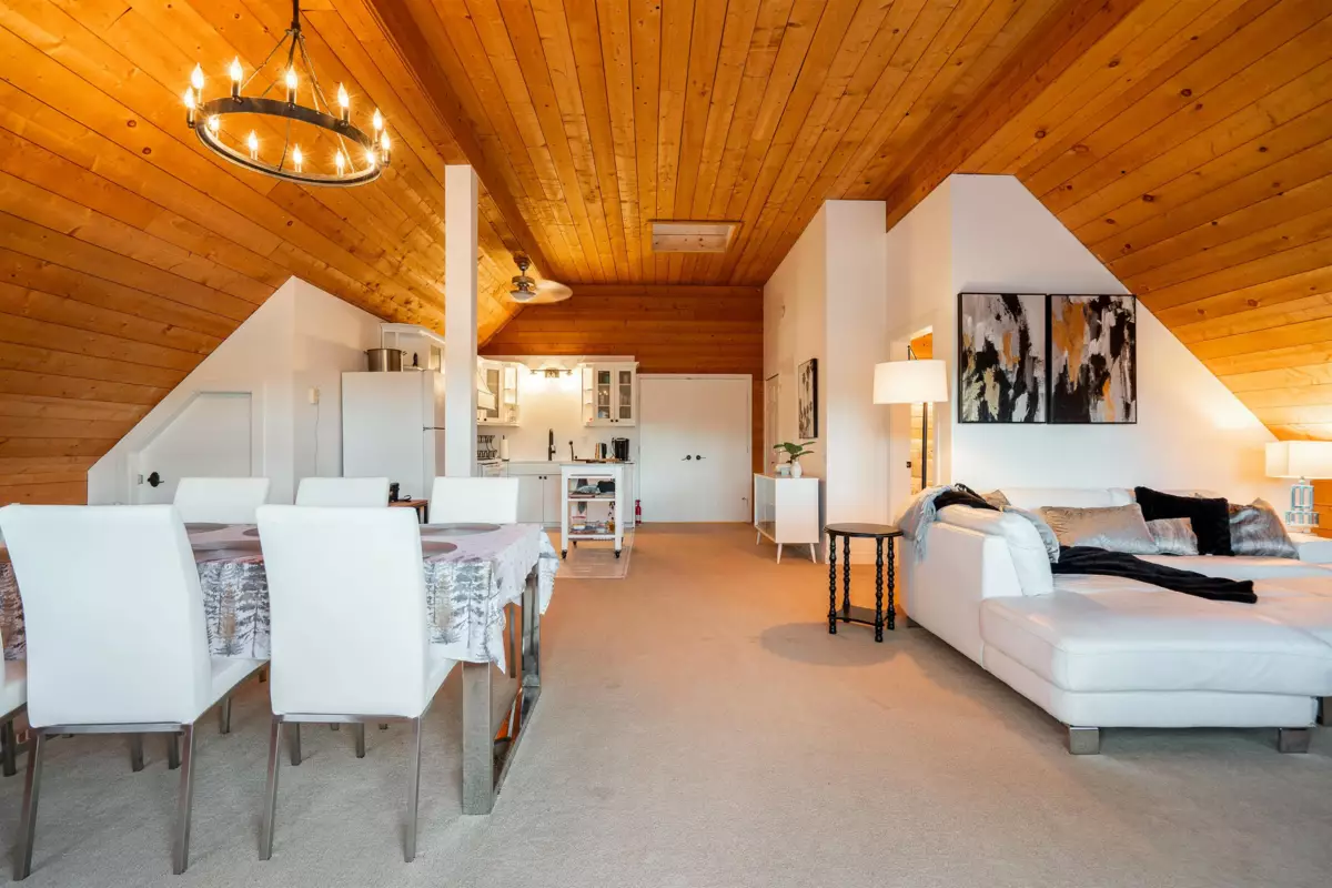 Outdoor Kitchen Photo of 687 204 Street, Langley, BC